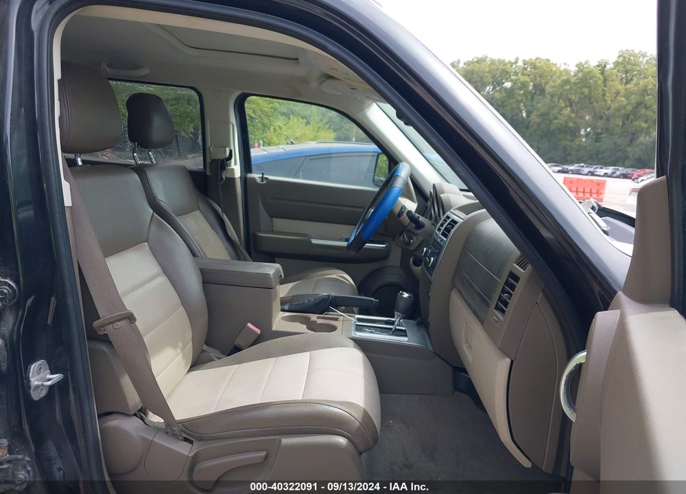 2010 DODGE NITRO SHOCK VIN: 1D4PU7GX7AW163566