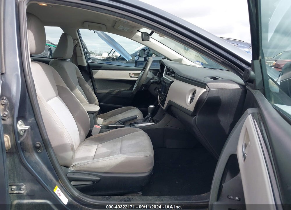 2019 TOYOTA COROLLA LE VIN: 5YFBURHE7KP863887