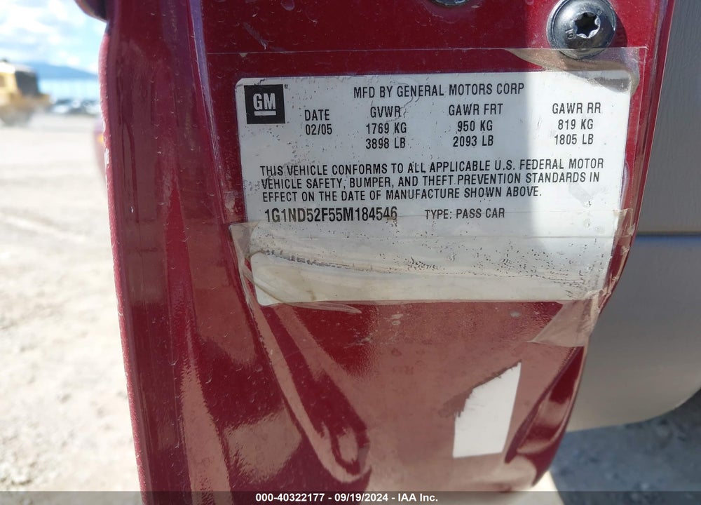 2005 CHEVROLET CLASSIC VIN: 1G1ND52F55M184546