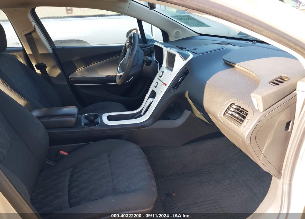 2011 CHEVROLET VOLT VIN: 1G1RC6E43BU103818