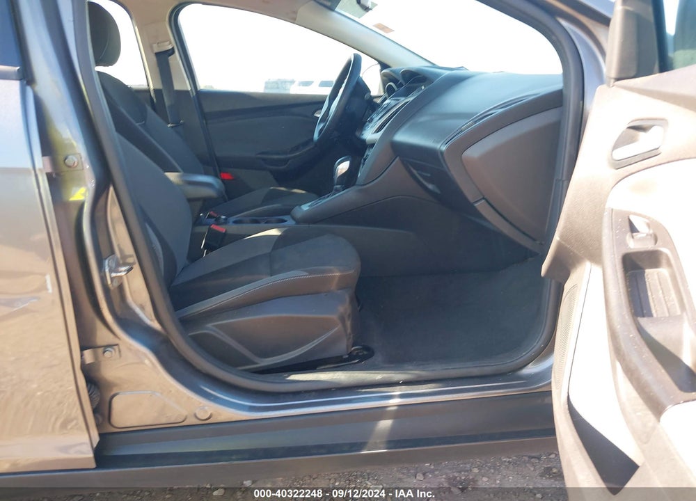 2014 FORD FOCUS SE VIN: 1FADP3F20EL419727