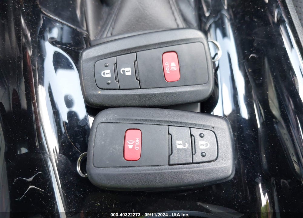 2021 TOYOTA C-HR LIMITED VIN: JTNKHMBX5M1122268