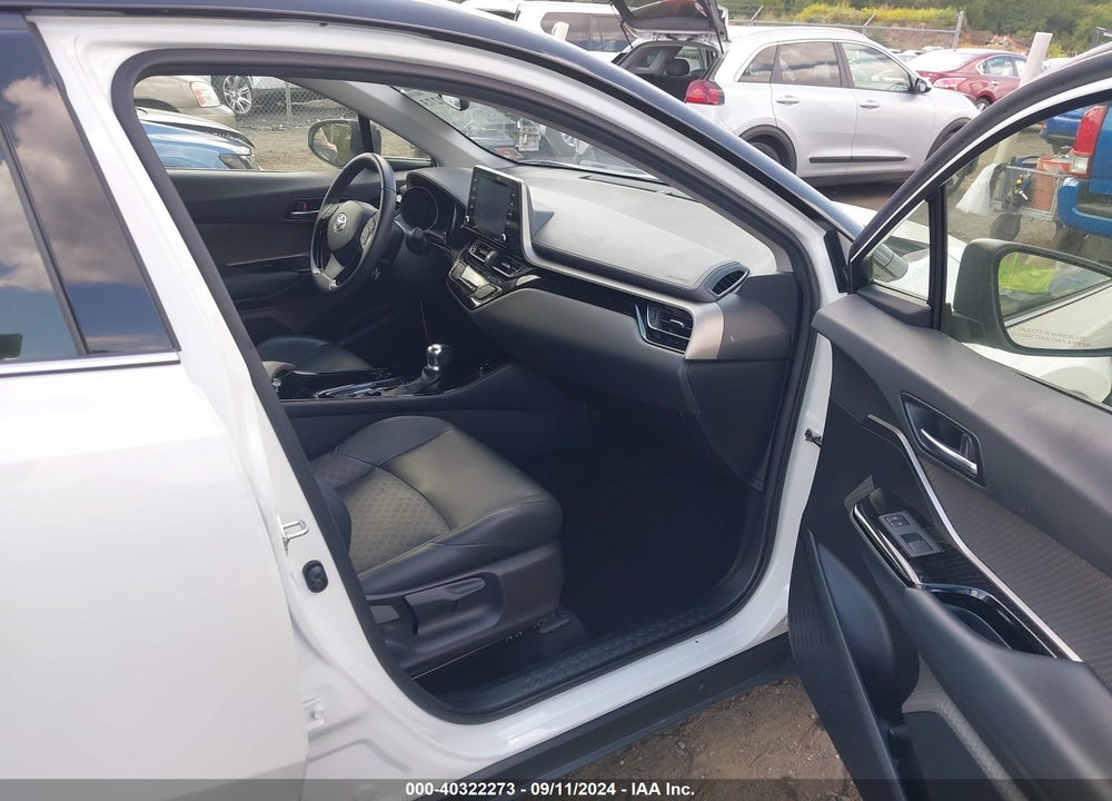 2021 TOYOTA C-HR LIMITED VIN: JTNKHMBX5M1122268