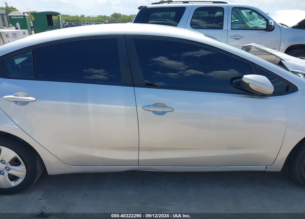 2017 KIA FORTE LX VIN: 3KPFK4A70HE042968