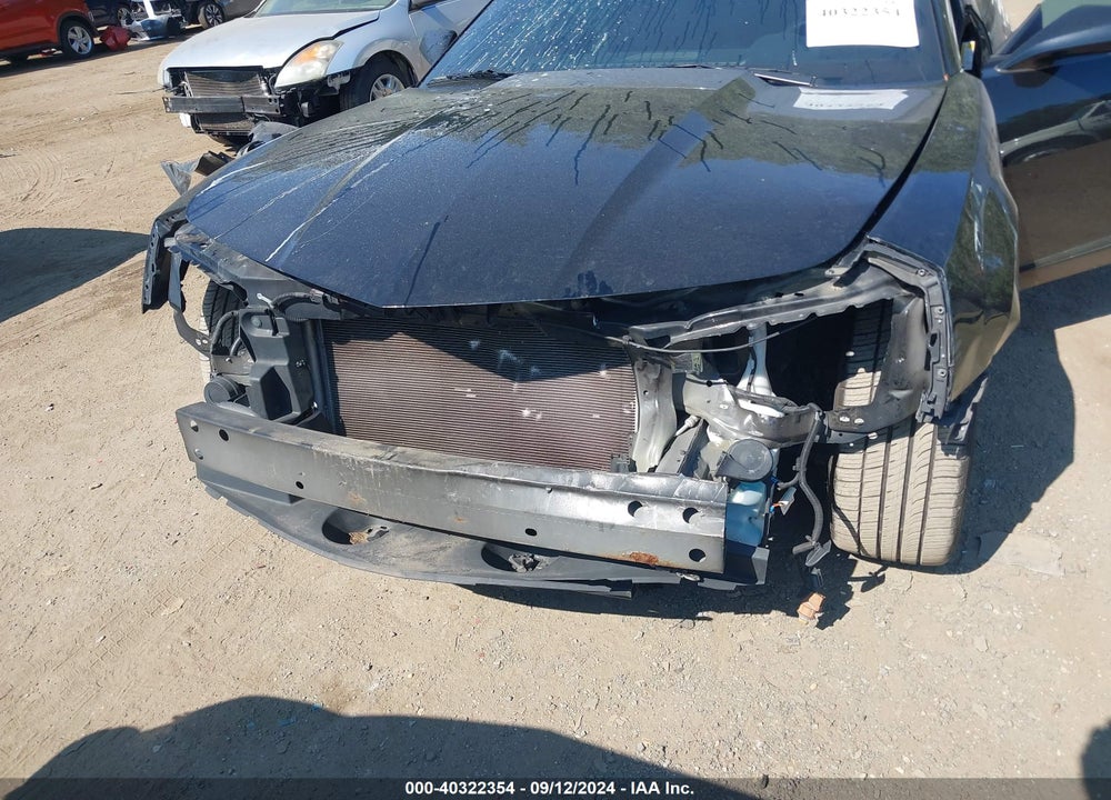 2014 CHEVROLET CAMARO 1LT VIN: 2G1FB1E39E9272114