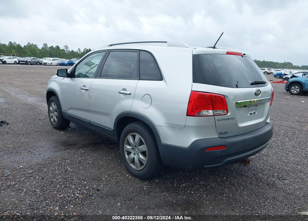 2012 KIA SORENTO LX VIN: 5XYKTCA64CG270836