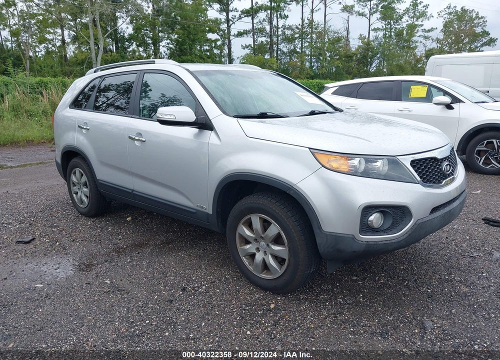 2012 KIA SORENTO LX VIN: 5XYKTCA64CG270836