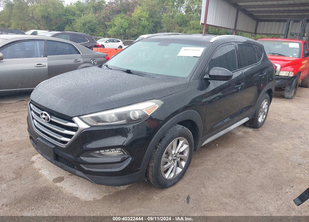 2017 HYUNDAI TUCSON SE VIN: KM8J33A44HU383794