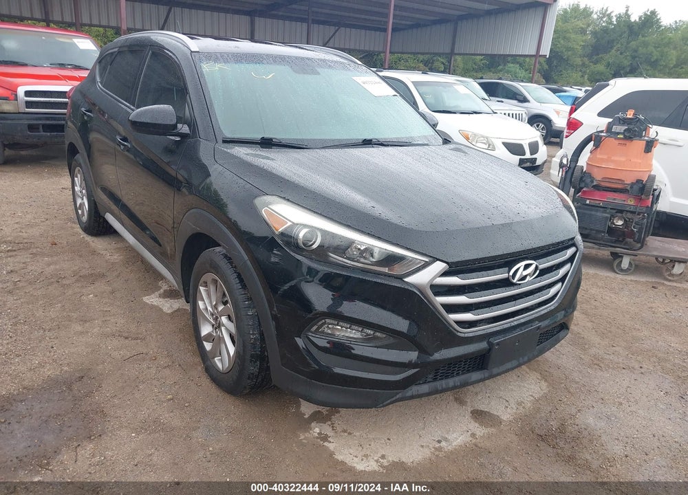 2017 HYUNDAI TUCSON SE VIN: KM8J33A44HU383794