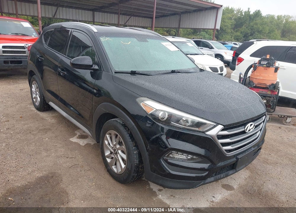 2017 HYUNDAI TUCSON SE VIN: KM8J33A44HU383794