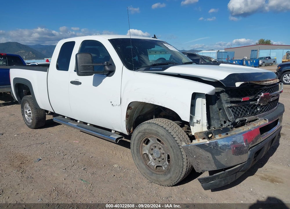2011 CHEVROLET SILVERADO 2500HD LT VIN: 1GC2KXCG2BZ201529