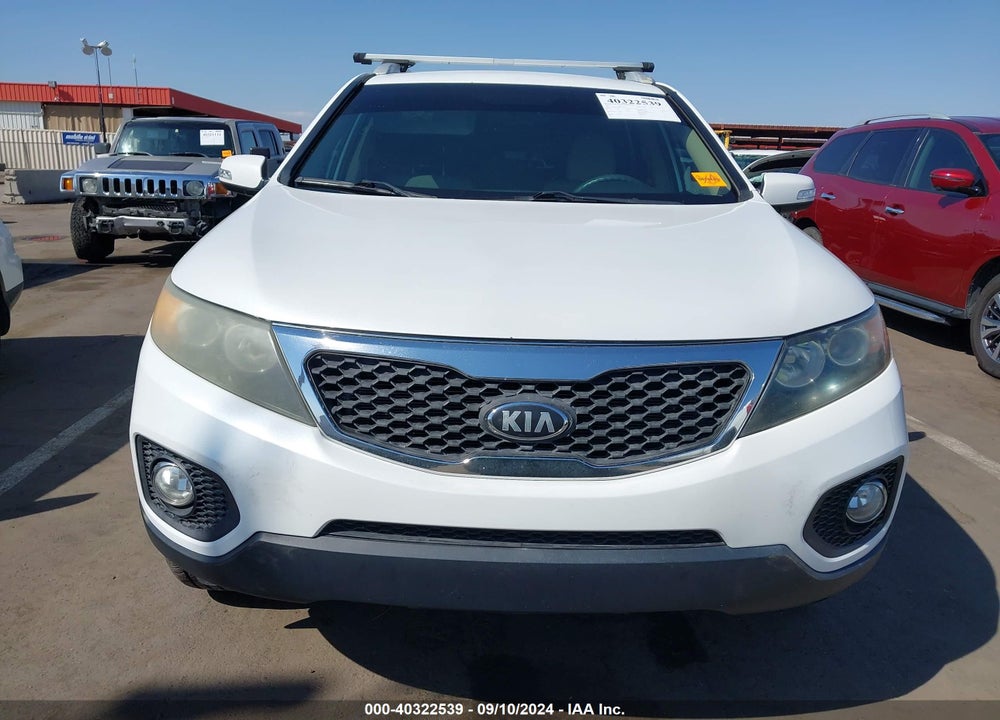 2011 KIA SORENTO LX VIN: 5XYKT3A16BG162897