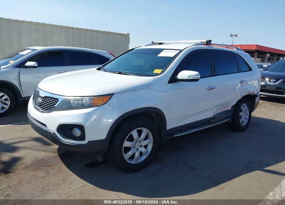2011 KIA SORENTO LX VIN: 5XYKT3A16BG162897