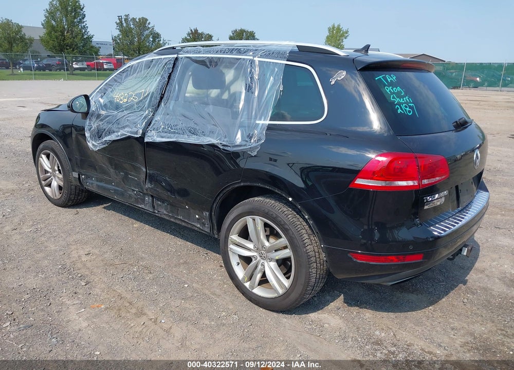 2012 VOLKSWAGEN TOUAREG VR6 EXECUTIVE VIN: WVGEF9BP8CD007404