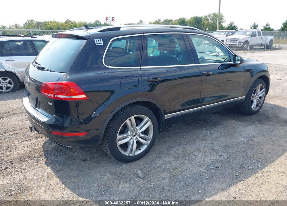 2012 VOLKSWAGEN TOUAREG VR6 EXECUTIVE VIN: WVGEF9BP8CD007404