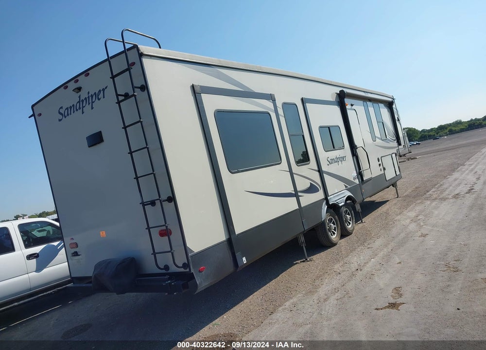 2021 FOREST RIVER SANDPIPER SIERRA M-39BARK VIN: 4X4FSAR26MJ041709