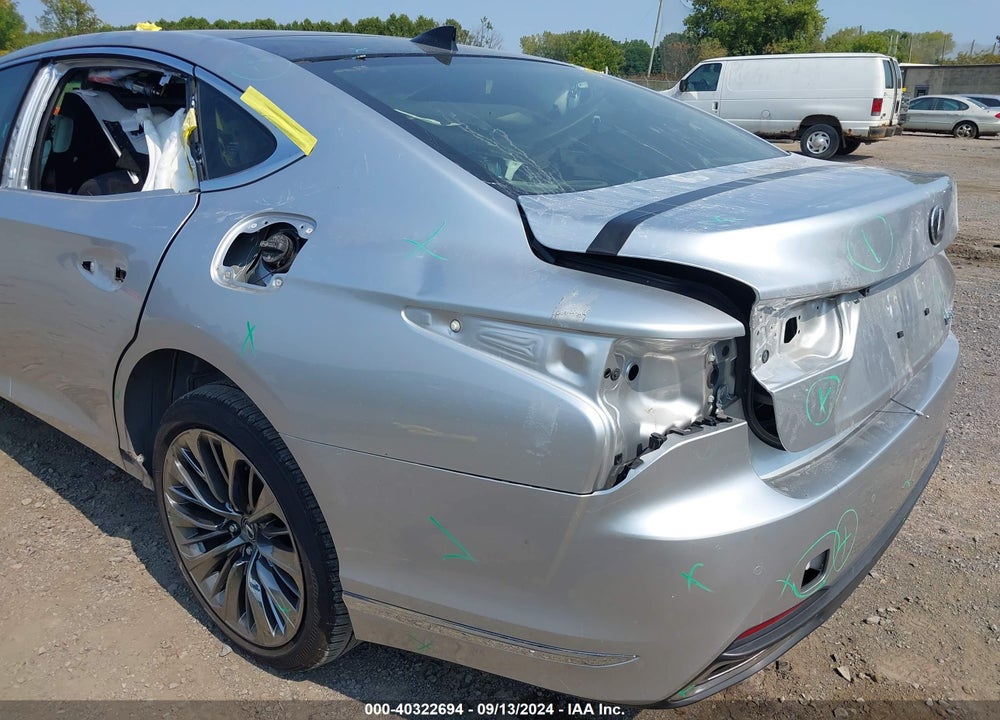 2018 LEXUS LS 500 VIN: JTHC5LFF7J5003492