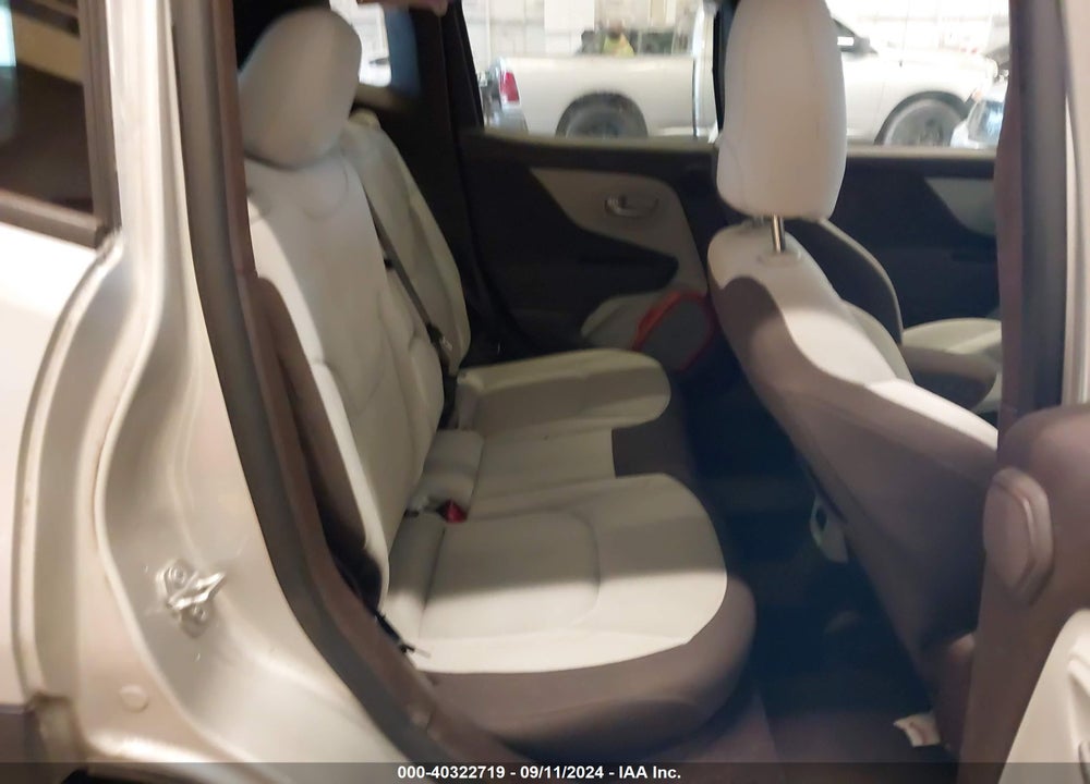 2015 JEEP RENEGADE LATITUDE VIN: ZACCJABT0FPB74688