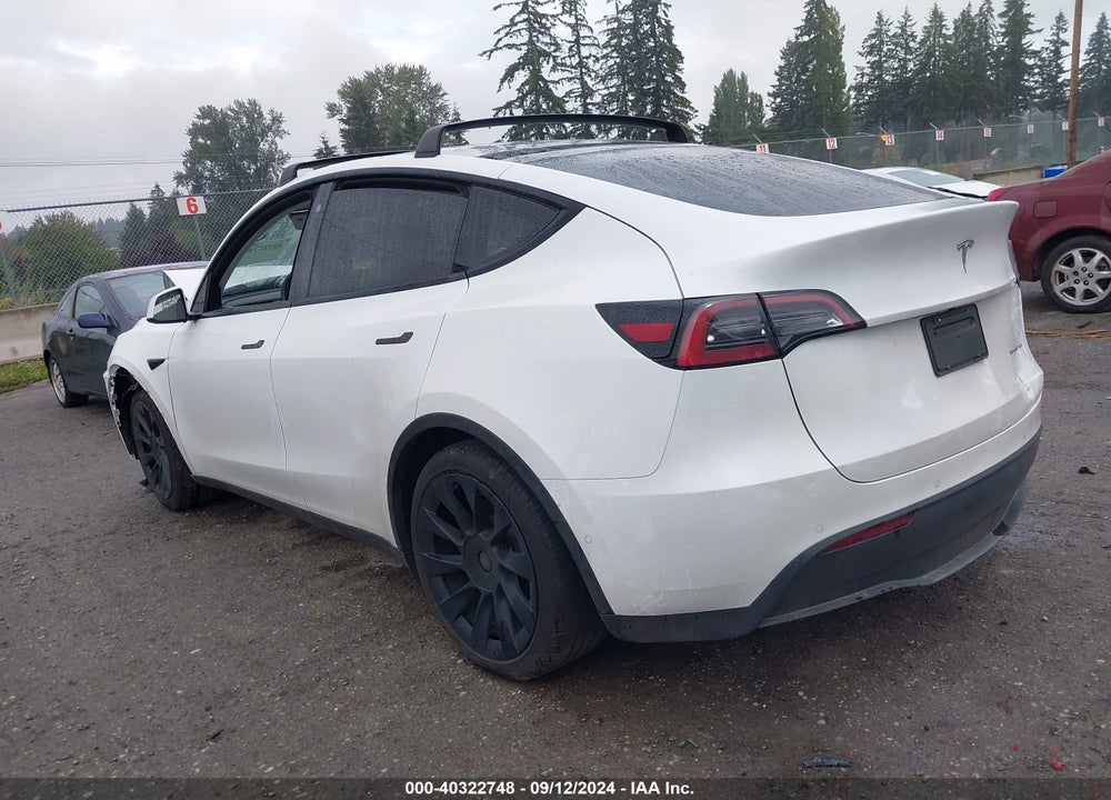 2021 TESLA MODEL Y LONG RANGE DUAL MOTOR ALL-WHEEL DRIVE VIN: 5YJYGAEE4MF228681