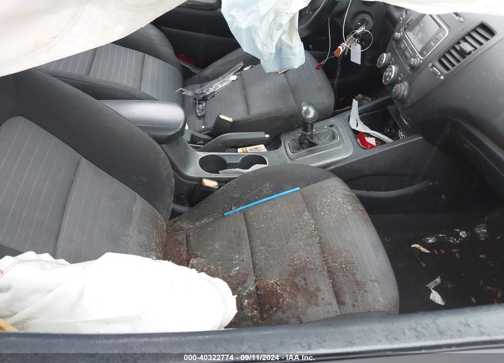 2014 KIA FORTE EX VIN: KNAFX4A89E5109369