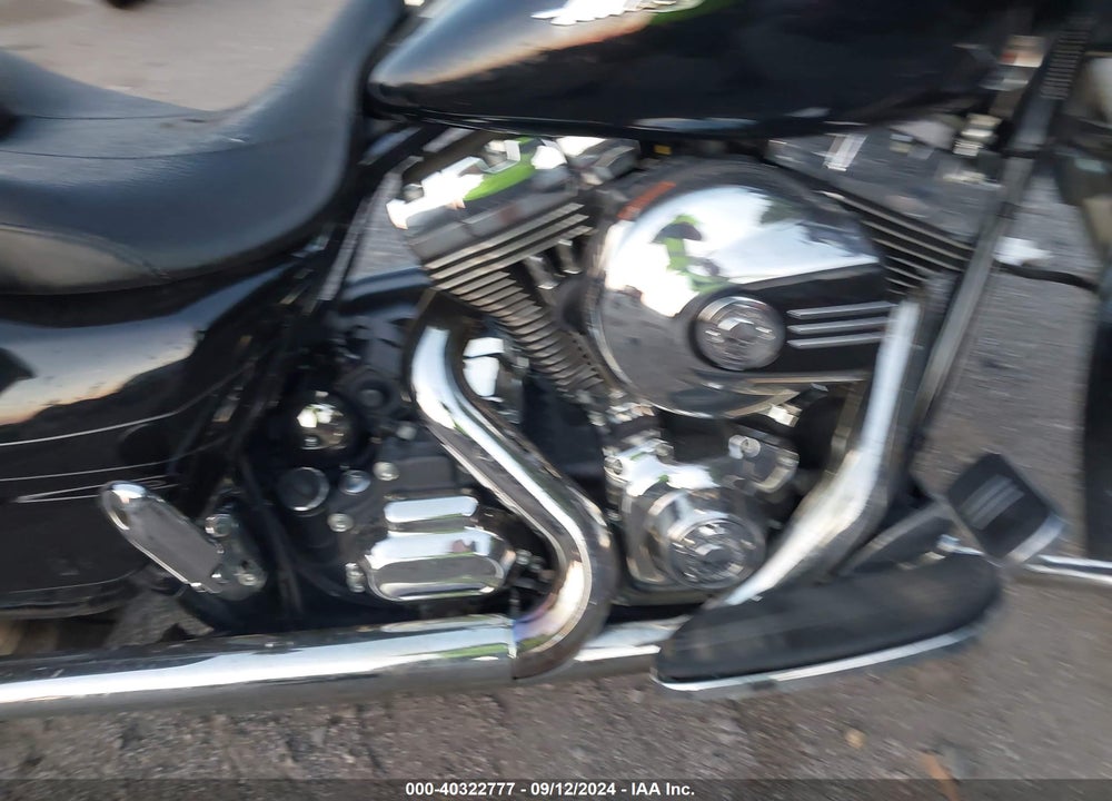 2016 HARLEY-DAVIDSON FLTRXS ROAD GLIDE SPECIAL VIN: 1HD1KTM19GB664667