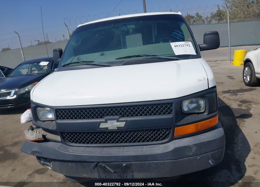 2004 CHEVROLET EXPRESS VIN: 1GCFG15X041215900