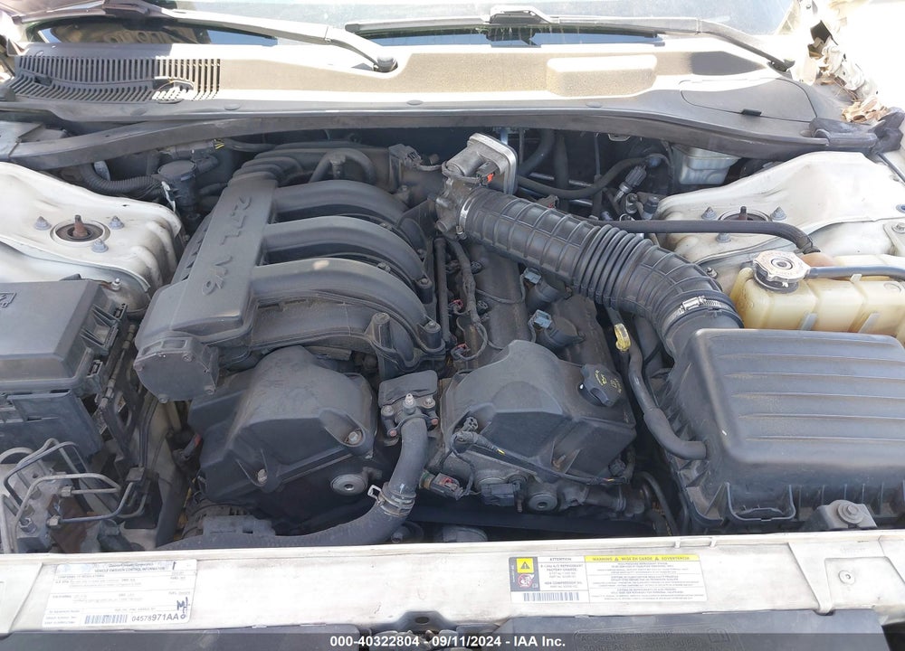 2008 CHRYSLER 300 LX VIN: 2C3KA43R08H282319