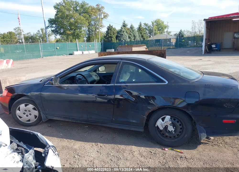 2002 HONDA ACCORD 3.0 LX VIN: 1HGCG22492A031315