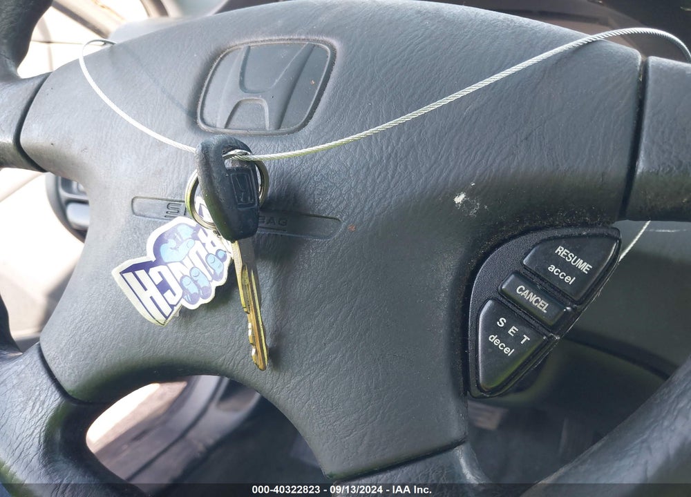 2002 HONDA ACCORD 3.0 LX VIN: 1HGCG22492A031315