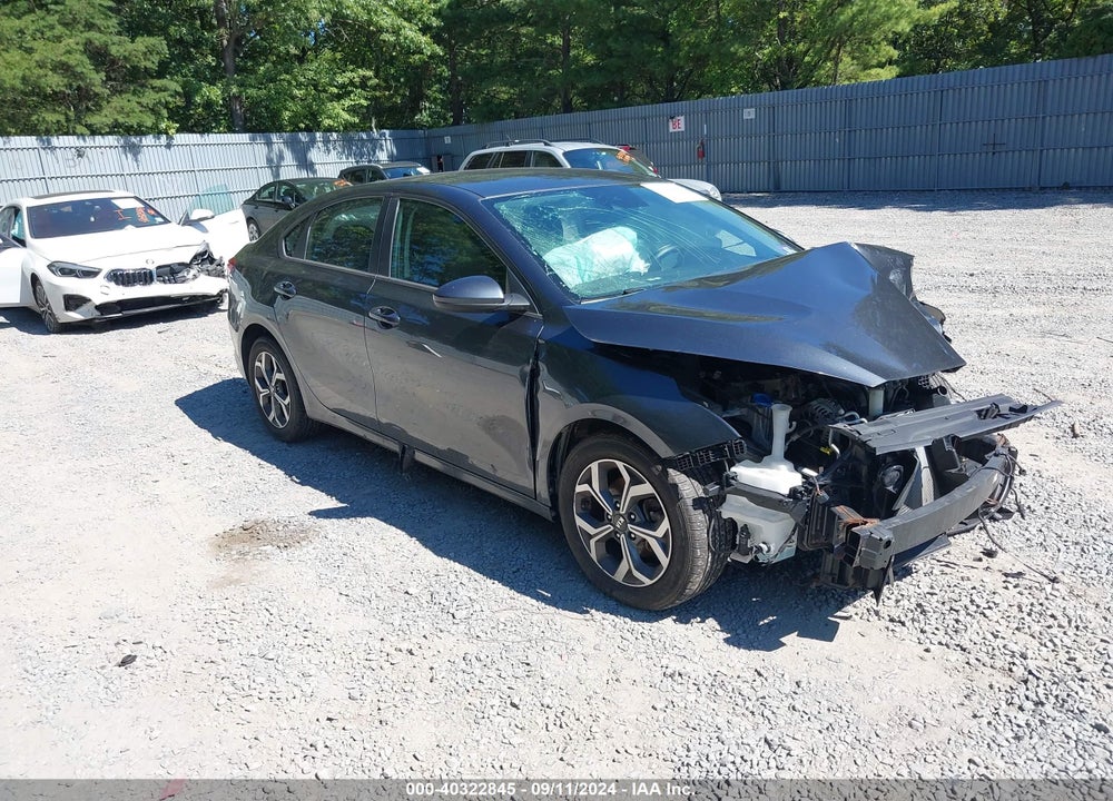 2019 KIA FORTE LXS VIN: 3KPF24AD2KE080442