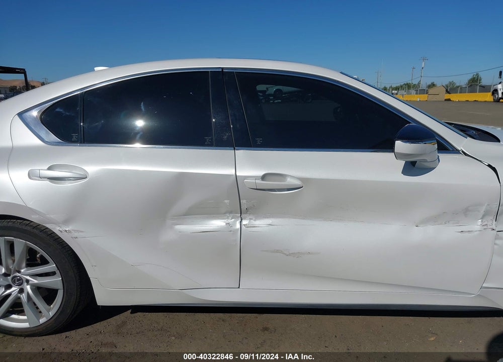 2021 LEXUS IS 300 VIN: JTHCA1D20M5117113