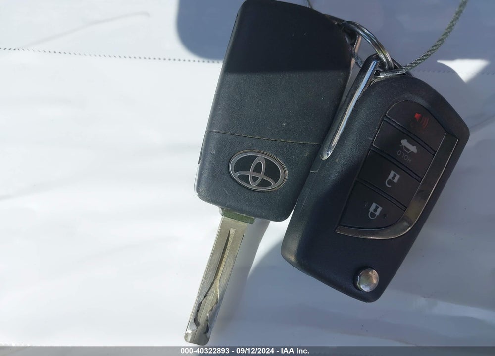 2020 TOYOTA CAMRY SE VIN: 4T1G11AK6LU868630