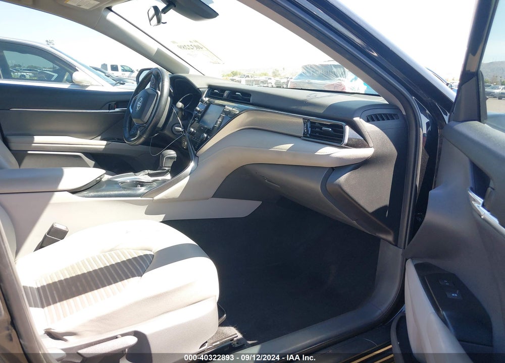 2020 TOYOTA CAMRY SE VIN: 4T1G11AK6LU868630