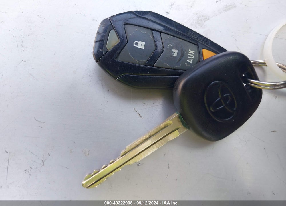 2014 TOYOTA COROLLA L VIN: 5YFBURHEXEP106471