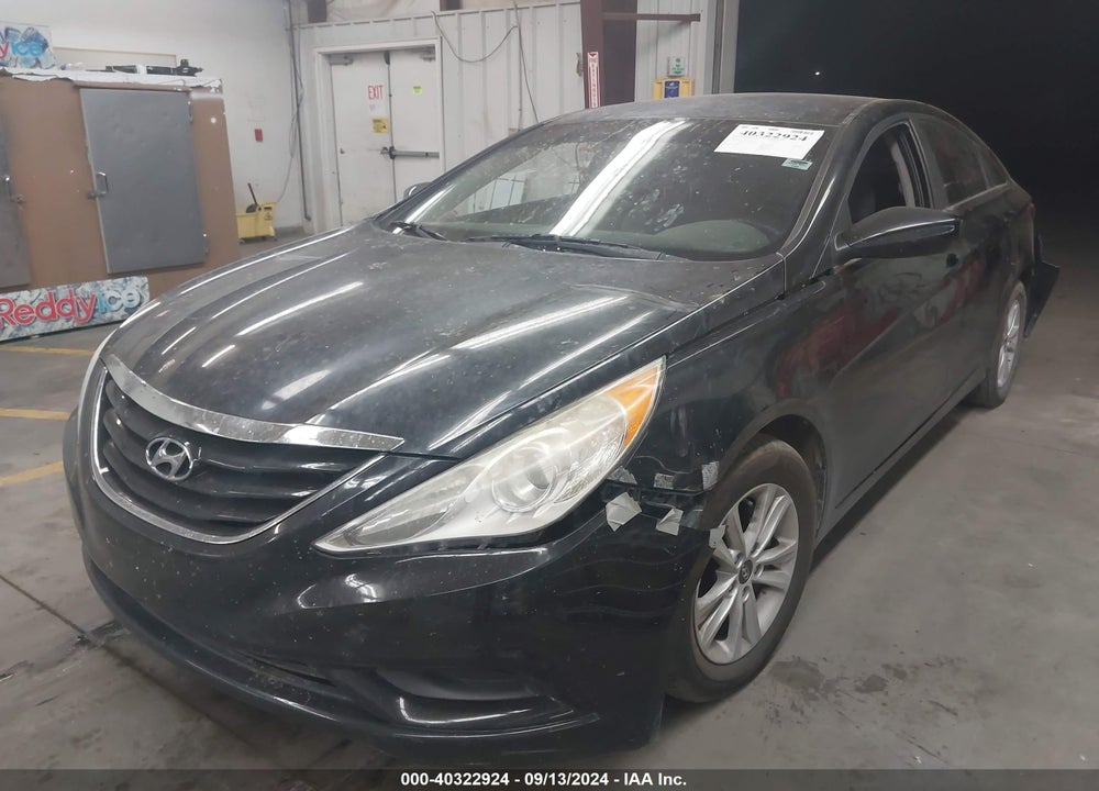 2013 HYUNDAI SONATA GLS VIN: 5NPEB4AC2DH733563