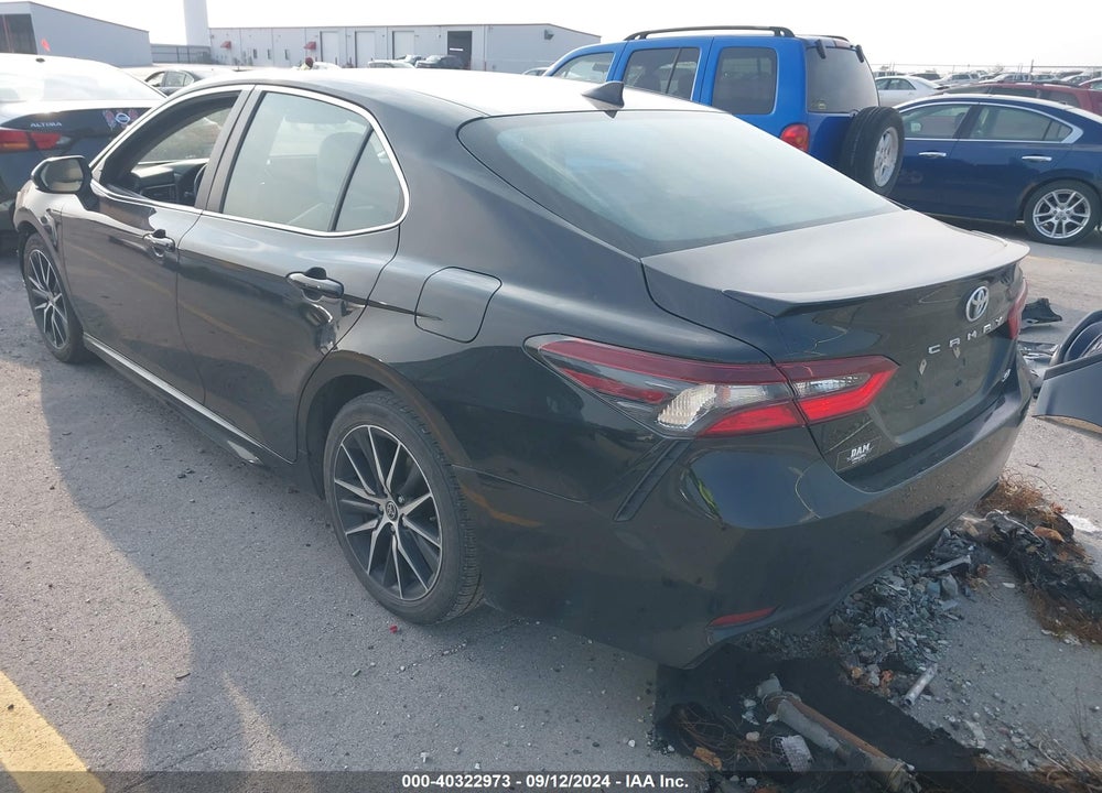 2021 TOYOTA CAMRY SE VIN: 4T1G11AK1MU480318