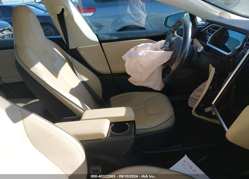 2013 TESLA MODEL S PERFORMANCE VIN: 5YJSA1CP9DFP22627