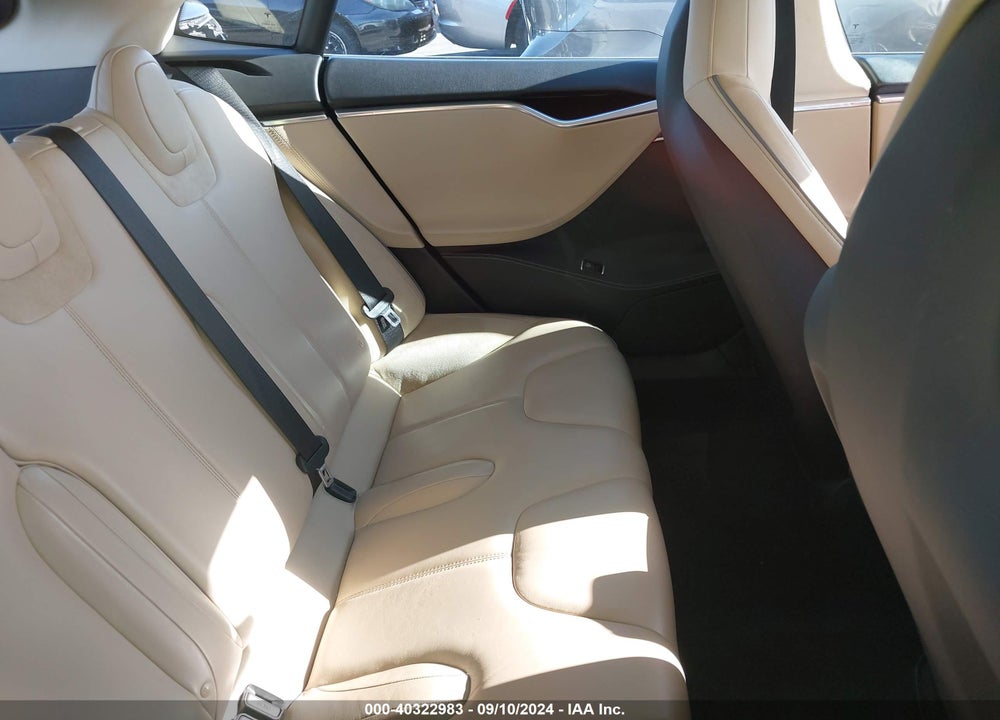 2013 TESLA MODEL S PERFORMANCE VIN: 5YJSA1CP9DFP22627