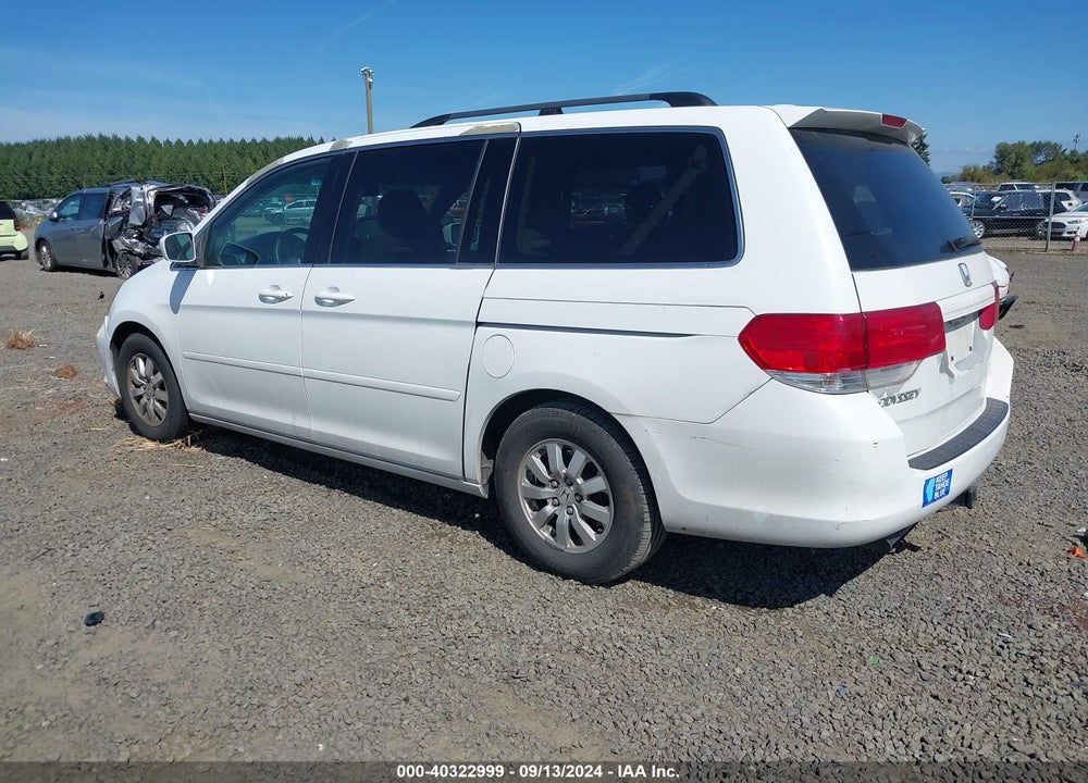 2008 HONDA ODYSSEY EX-L VIN: 5FNRL386X8B005762
