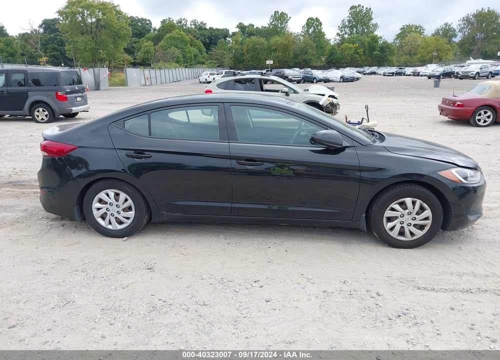 2018 HYUNDAI ELANTRA SE VIN: 5NPD74LF6JH354579