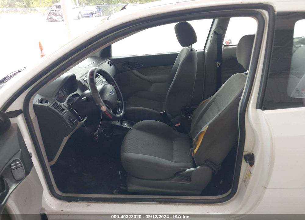 2007 FORD FOCUS S/SE/SES VIN: 1FAHP31N17W295584