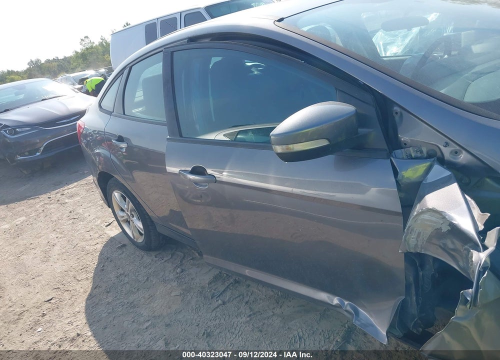 2014 FORD FOCUS SE VIN: 1FADP3F27EL234896