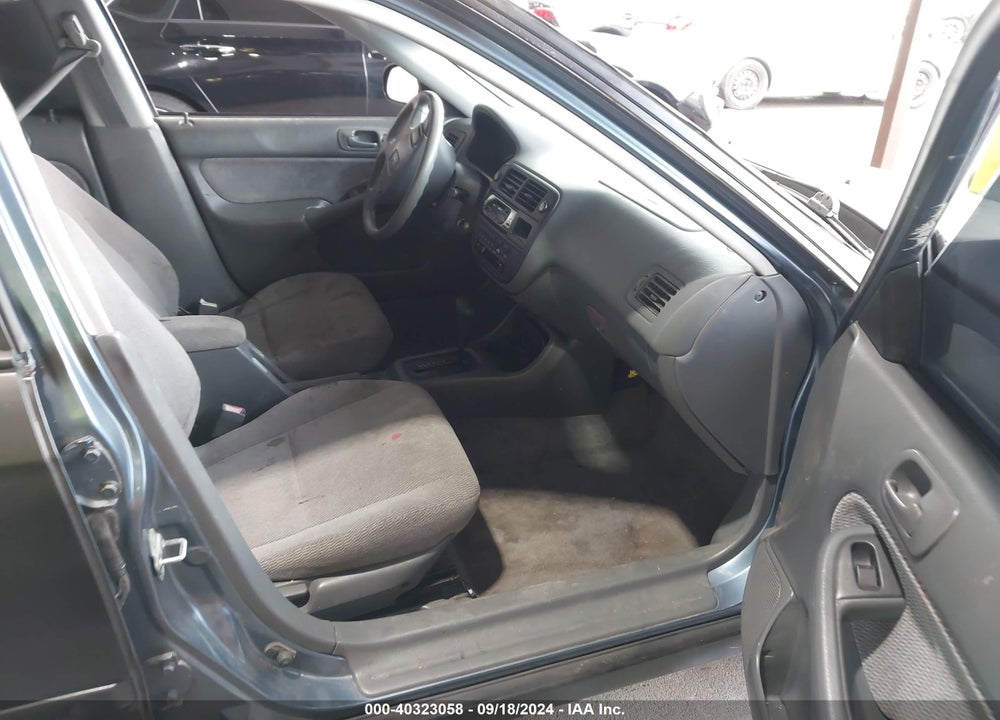 1998 HONDA CIVIC LX VIN: JHMEJ6679WS007535