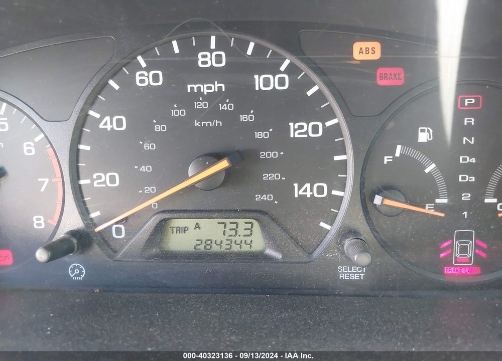2000 HONDA ACCORD 2.3 EX VIN: JHMCG5669YC002128