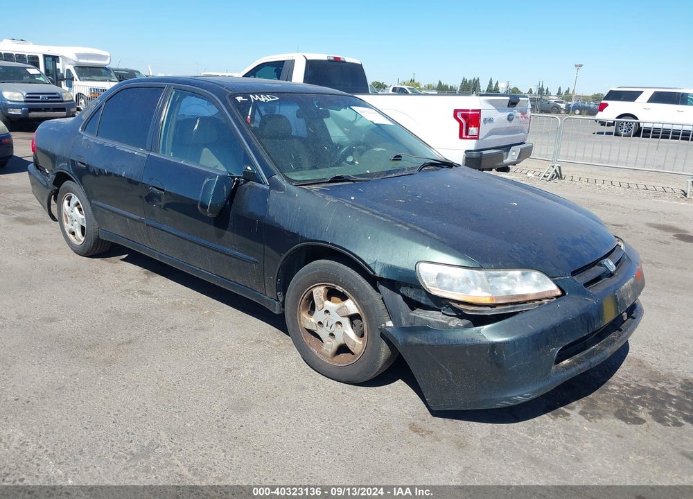 2000 HONDA ACCORD 2.3 EX VIN: JHMCG5669YC002128