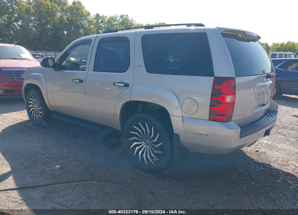 2008 CHEVROLET TAHOE LT VIN: 1GNFK13038R150494
