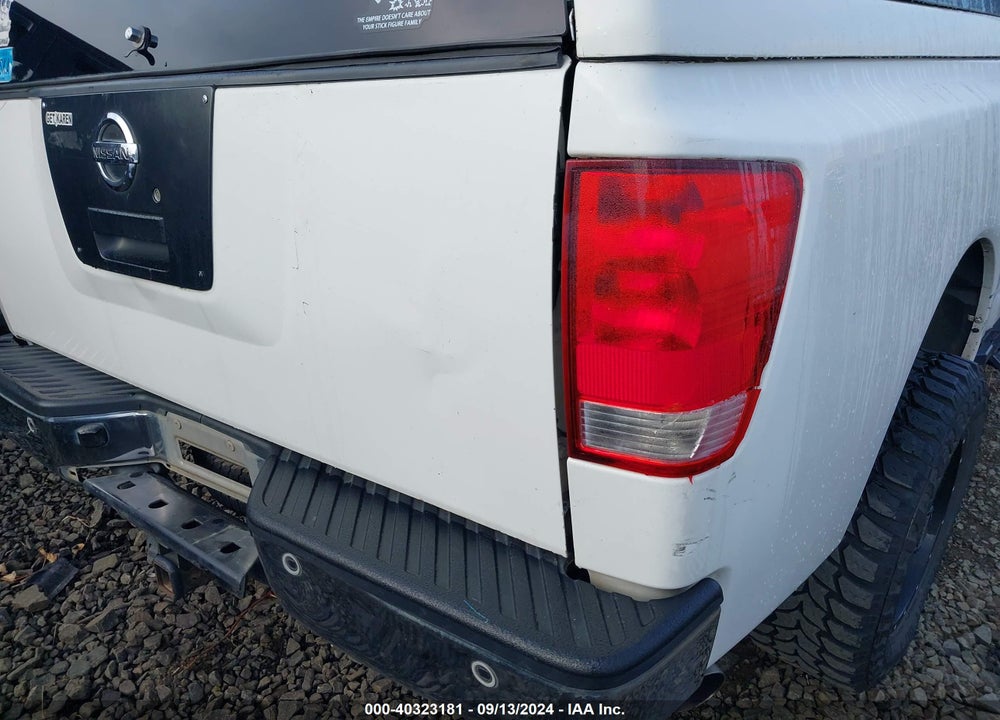 2010 NISSAN TITAN SE VIN: 1N6AA0EC8AN310970