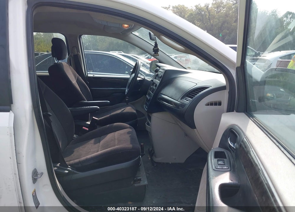 2011 DODGE GRAND CARAVAN C/V VIN: 2D4JN1AG5BR600953