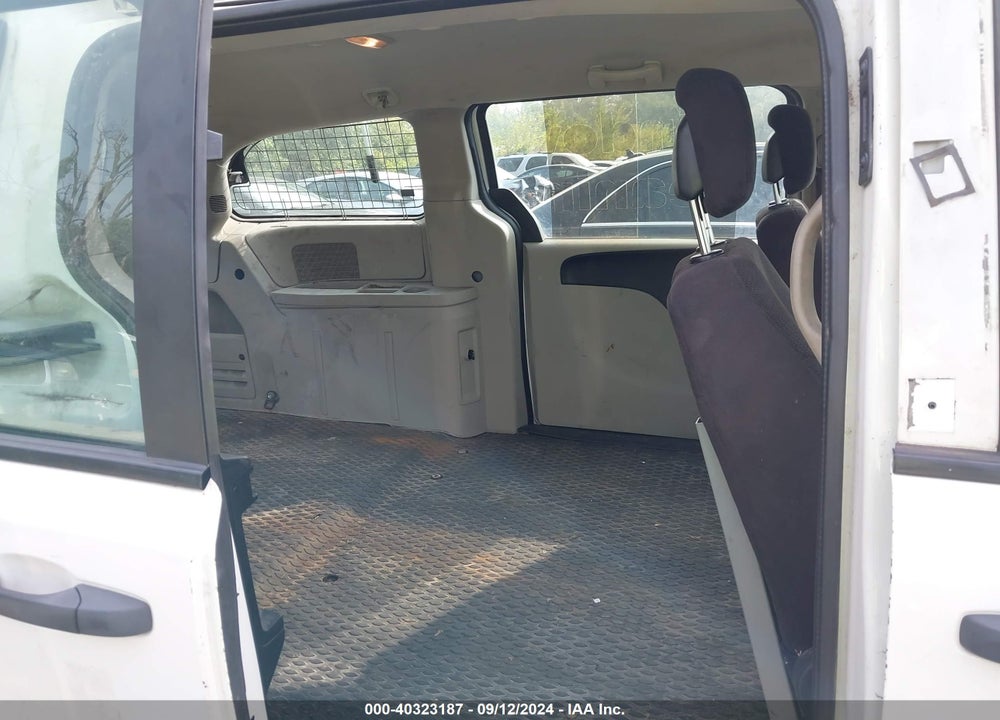 2011 DODGE GRAND CARAVAN C/V VIN: 2D4JN1AG5BR600953