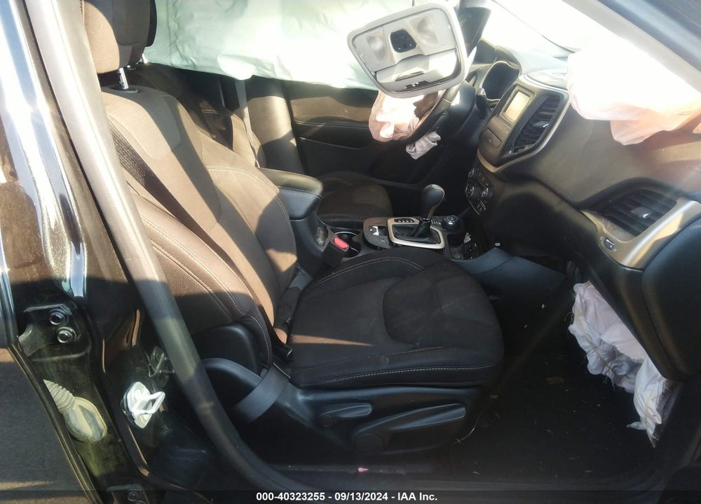 2016 JEEP CHEROKEE LATITUDE VIN: 1C4PJMCB9GW326760
